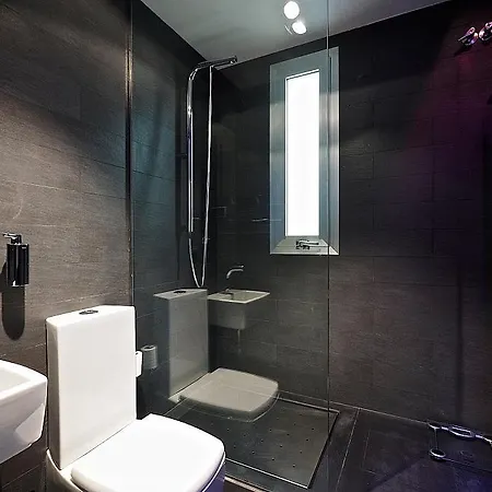 Home-universitat Apartman Barcelona